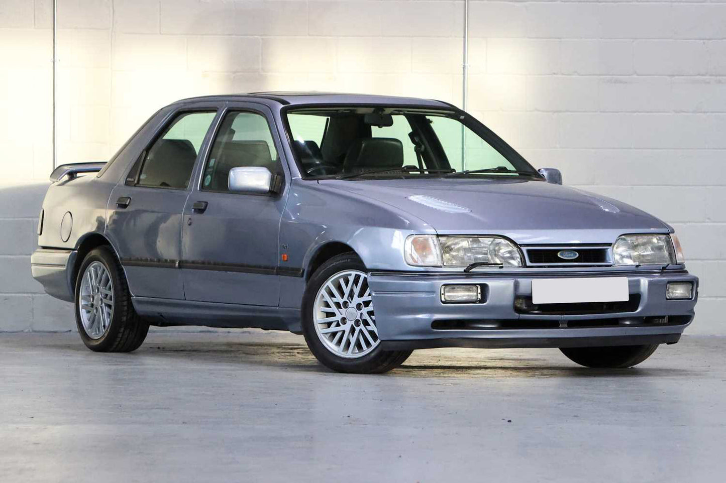 FORD SIERRA COSWORTH STYLE HOOD