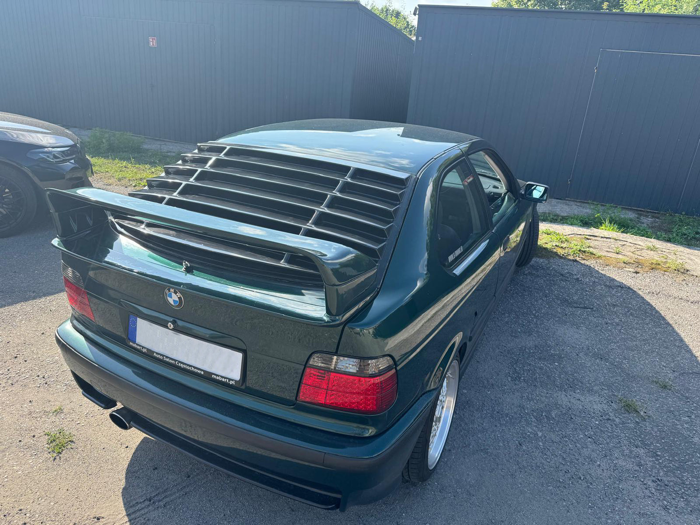 BMW E36 COMPACT REAR WINDOW LOUVER ABS
