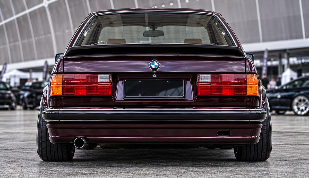 BMW E30 PFEBA BODYKIT