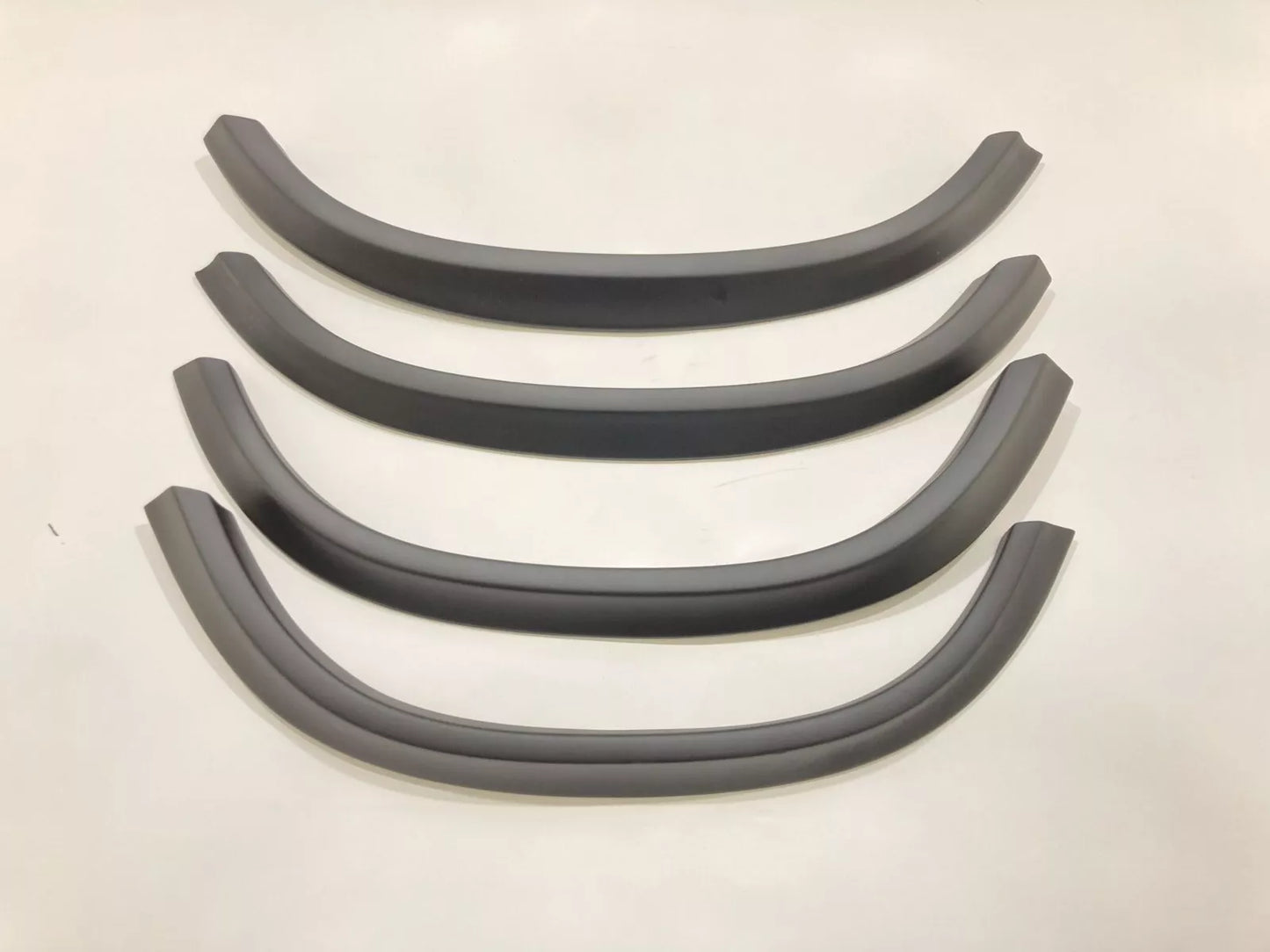 W201 16V FENDER FLARES SET