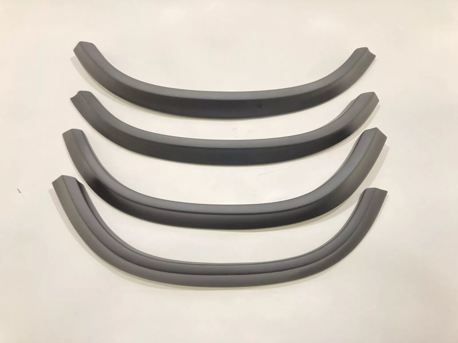 W201 16V FENDER FLARES SET