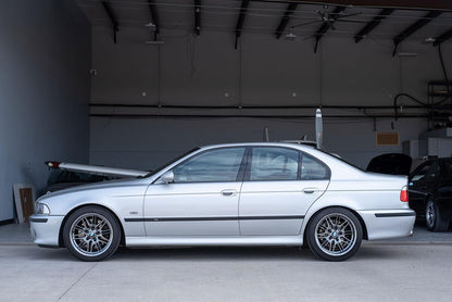 18" STYLE 65 M5 STYLE – F: 8J ET20 / R: 9.5J ET22 – 5x120