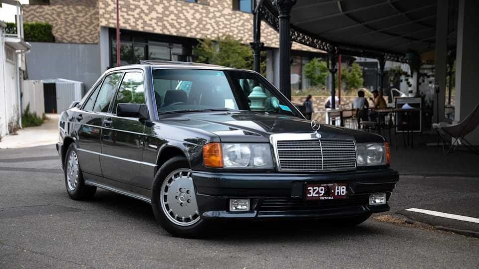 W201 AMG STYLE FRONT BUMPER