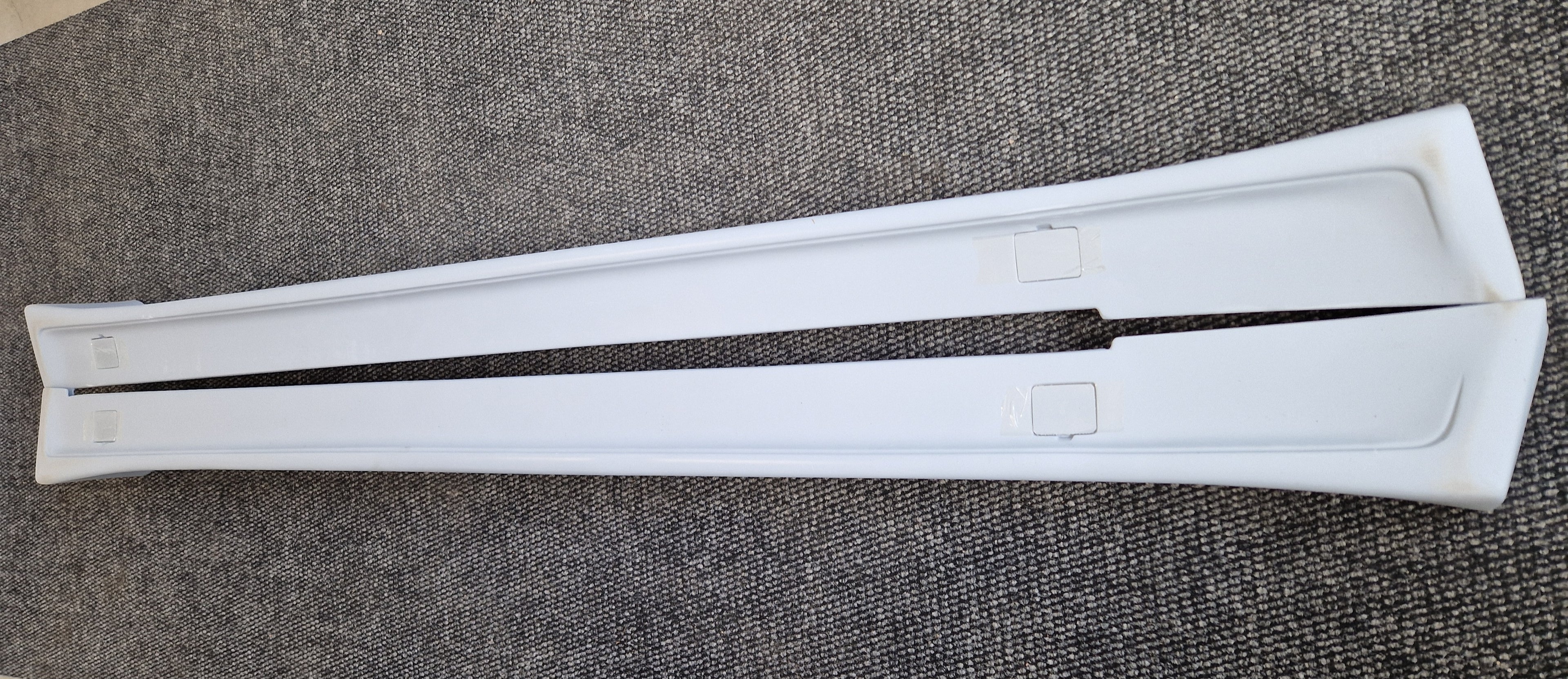 W124/S124 AMG STYLE GEN1/GEN2 SIDESKIRTS SET
