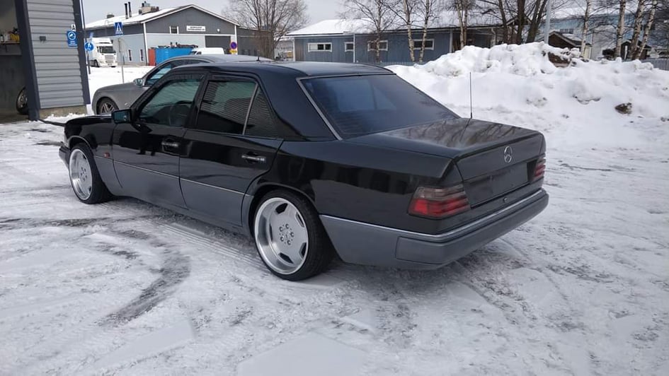 18" AERO II MONOBLOCK STYLE 5X112 (WITH STICKERS)