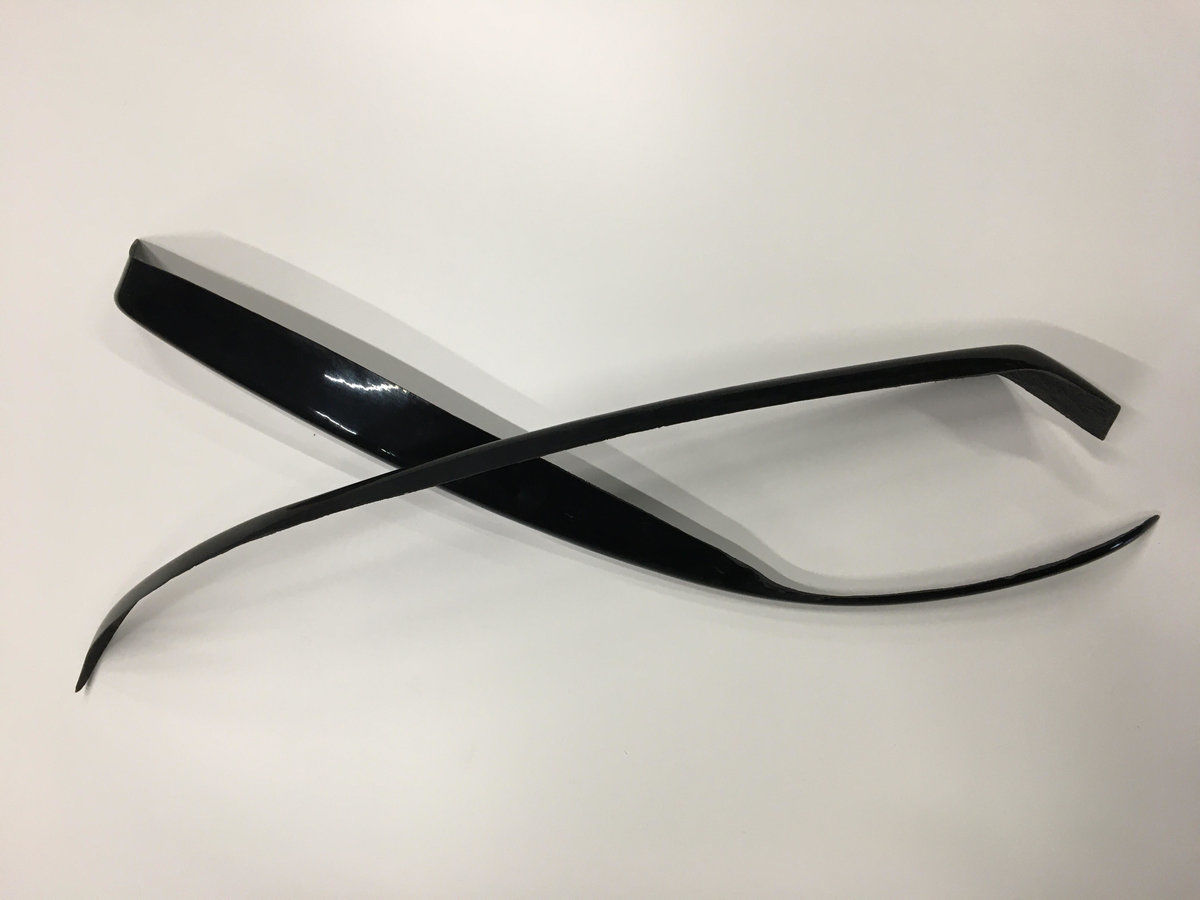 T4 LONG NOSE EYEBROWS