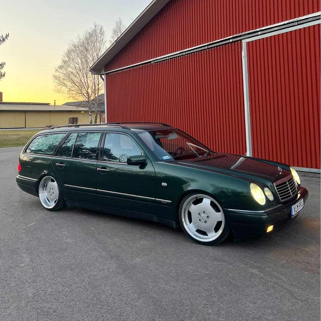 19" AERO II MONOBLOCK STYLE – F: 8.5J ET35 / R: 9.5J ET35 – 5x112