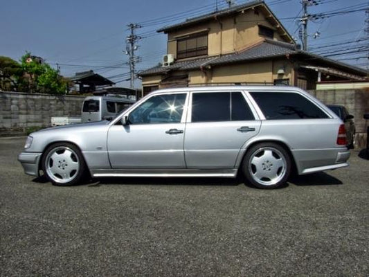 W124/S124 AMG STYLE GEN1/GEN2 SIDESKIRTS SET