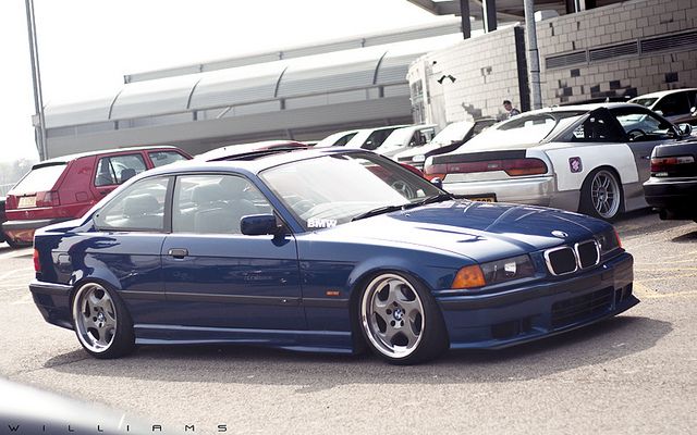 17" THROWING STAR (STYLE 21) STYLE – F: 8J ET20 / R: 9J ET22 – 5x120