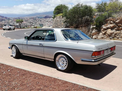 17" BAROCK STYLE – F: 8J ET30 / R: 9J ET30 – 5x112