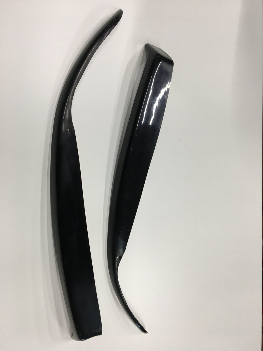 T4 LONG NOSE EYEBROWS