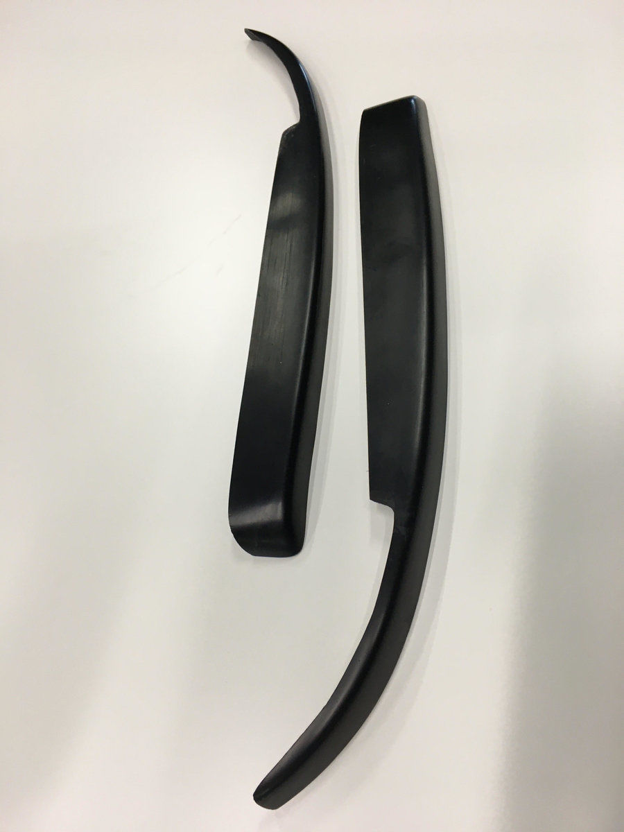 T4 SHORT NOSE EYEBROWS