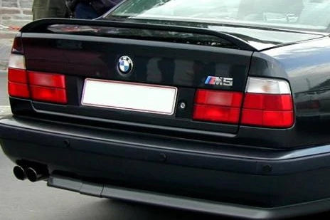 BMW E34 M5 STYLE REAR SPOILER