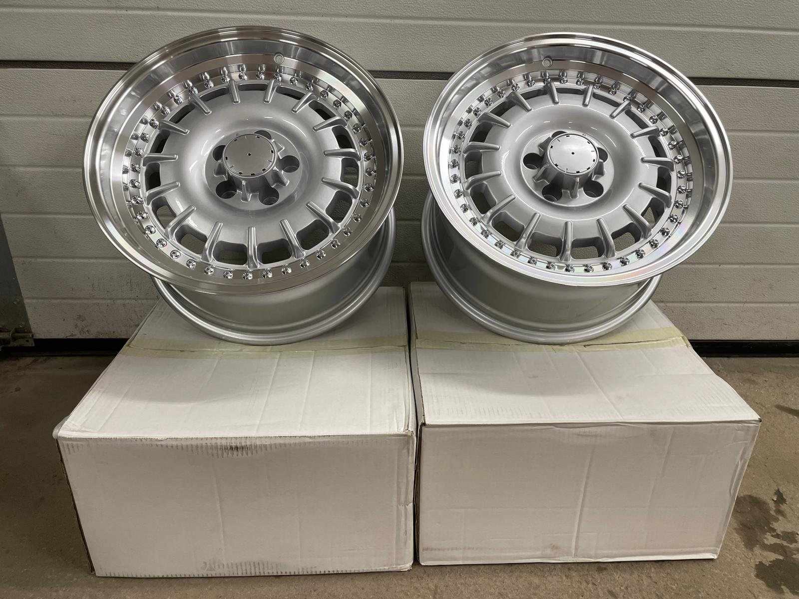 17" BAROCK STYLE WHEELS ALL 9.0" 5X112