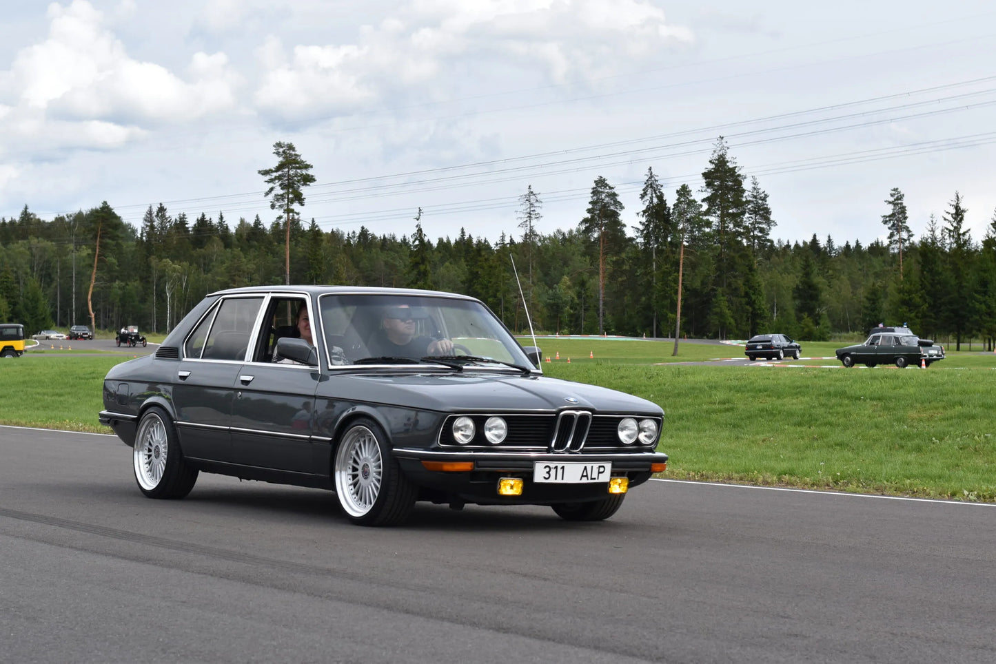 18" ALPINA CUSTOM STYLE – F: 8.5J ET15 / R: 10J ET15 – 5x112 / 5x120