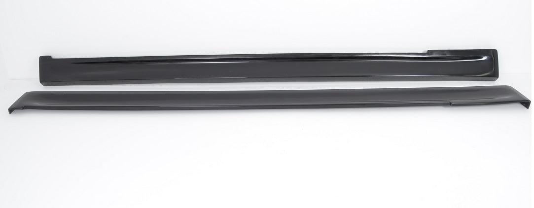 W124 SEDAN KAMEI STYLE SET WITH EXHAUST OPENING