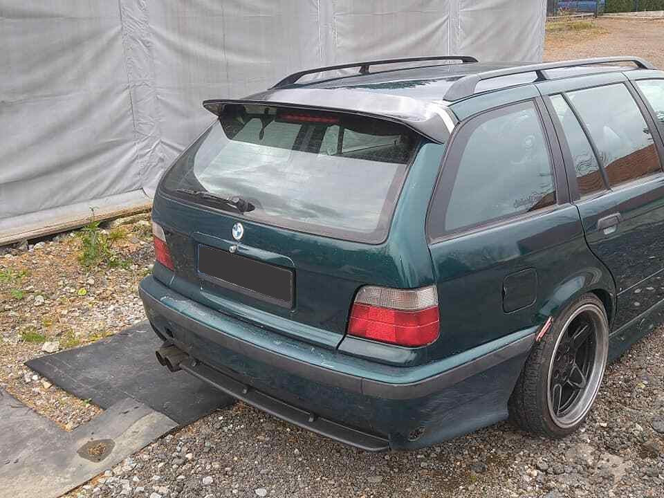 BMW E36 WAGON REAR DUCKTAIL