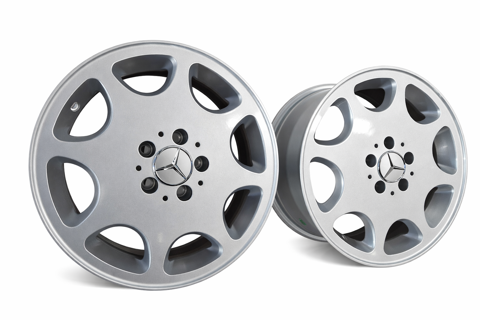17" 8-LOCH STYLE WHEELS 5X112
