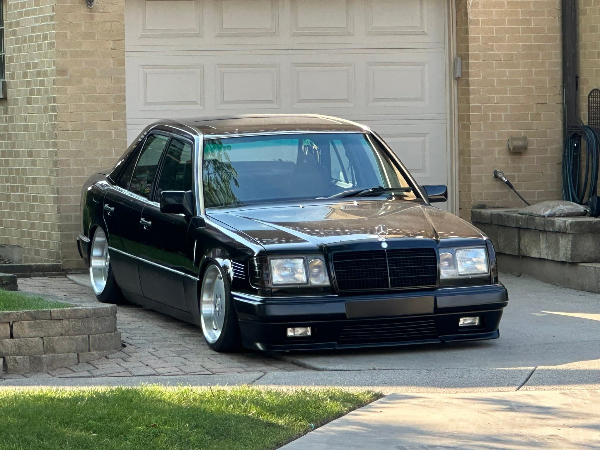 18" AERO II MONOBLOCK STYLE 5X112 (NO STICKERS)