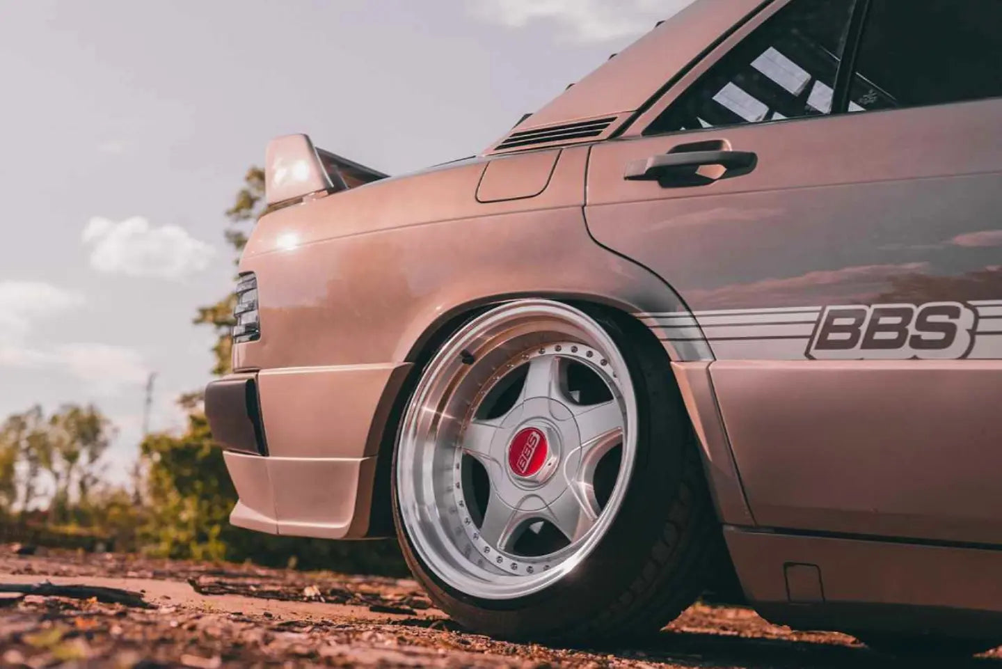 17" BBS RF STYLE – F: 8.5J ET30 / R: 10J ET30 – 5x112 / 5x120