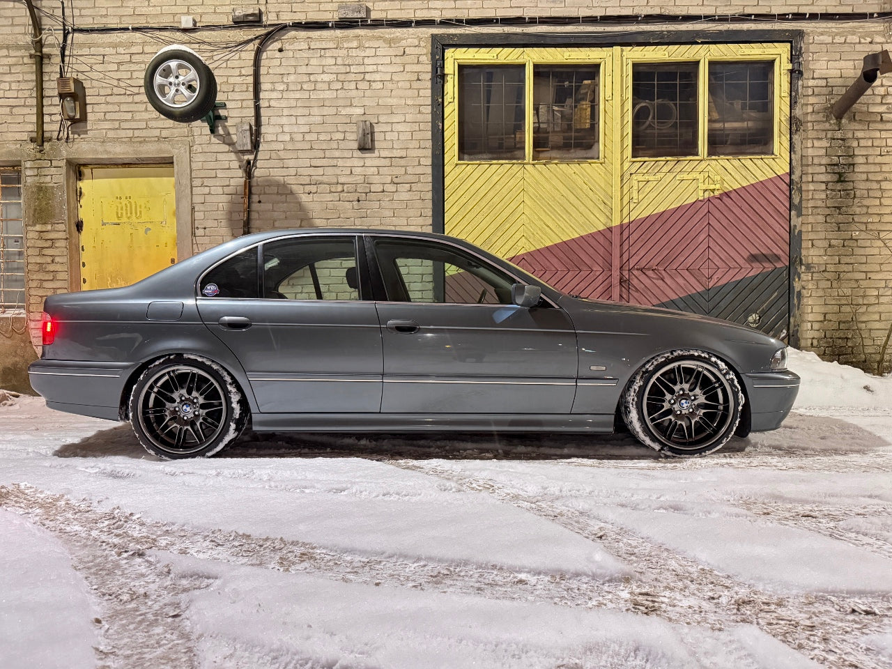 18" STYLE 65 M5 STYLE – F: 8J ET20 / R: 9.5J ET22 – 5x120