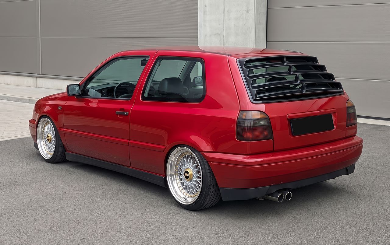 VOLKSWAGEN GOLF III REAR WINDOW LOUVER ABS