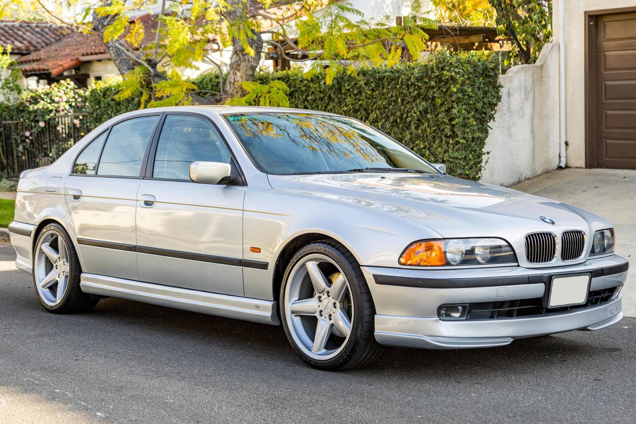 BMW E39 SCHNIZER STYLE SIDE SKIRTS SET