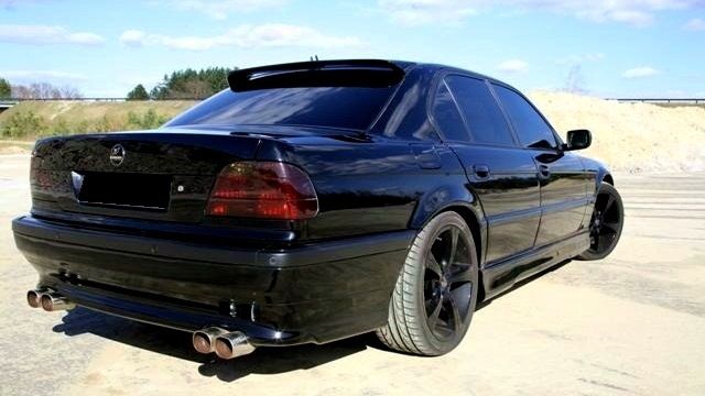 BMW E38 HAMANN STYLE REAR ADD ON