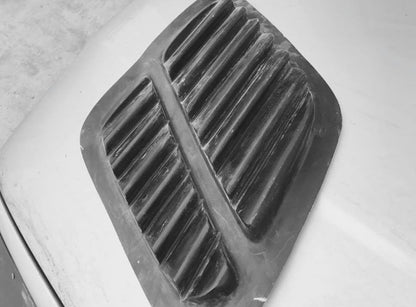 BMW E39 GTR STYLE HOOD + VENTS