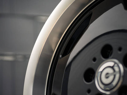 17" CARBONADO RETRO BLACK WHEELS – F: 8.0J ET35 / R: 9J ET35