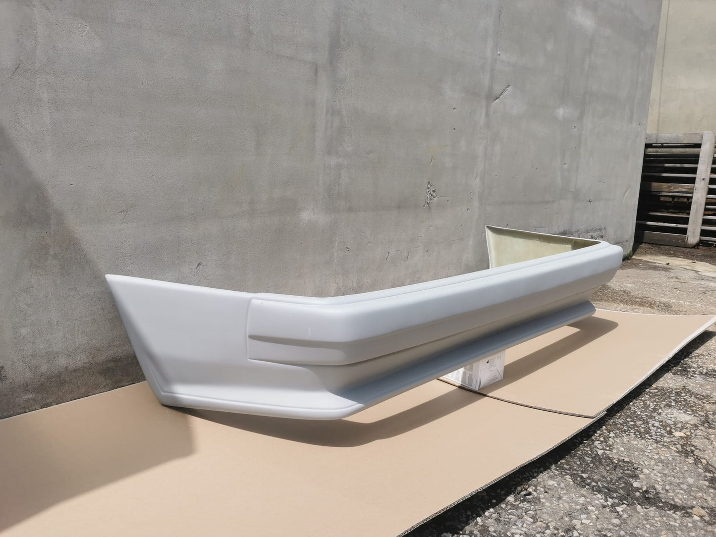 W201 AMG STYLE REAR BUMPER