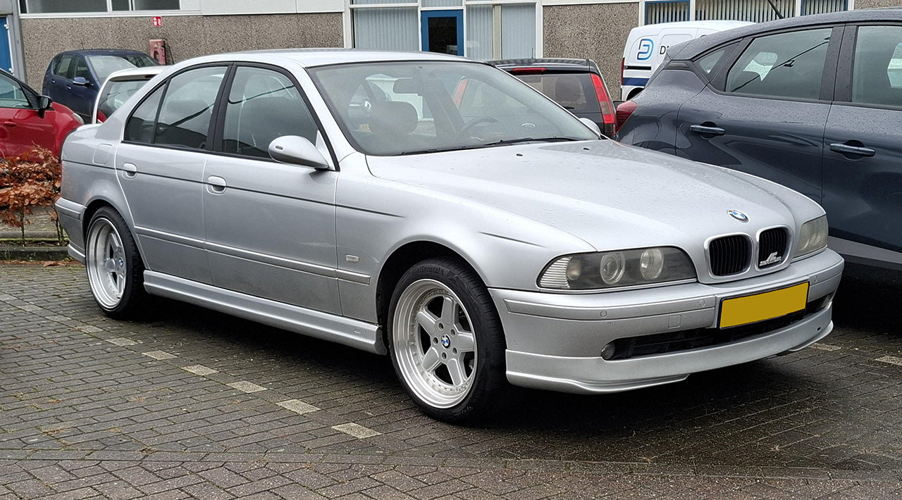 BMW E39 SCHNIZER STYLE SIDE SKIRTS SET