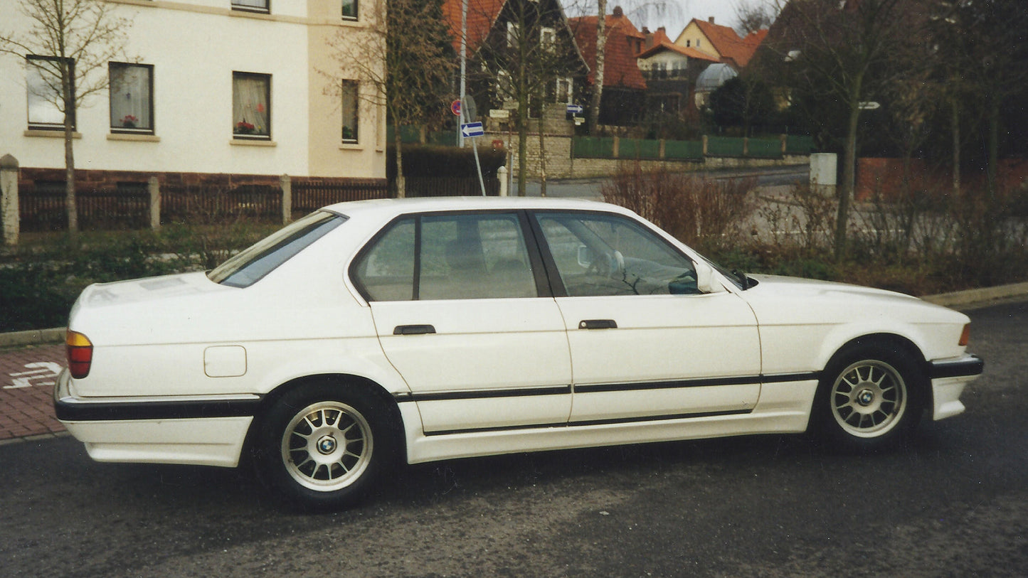 BMW E32 ZENDER STYLE SIDE SKIRTS SET