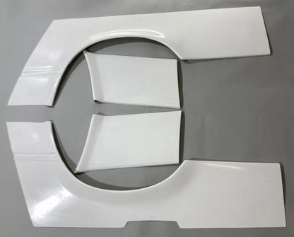 C124 COUPE E500/E60AMG-STYLE REAR FENDER FLARES