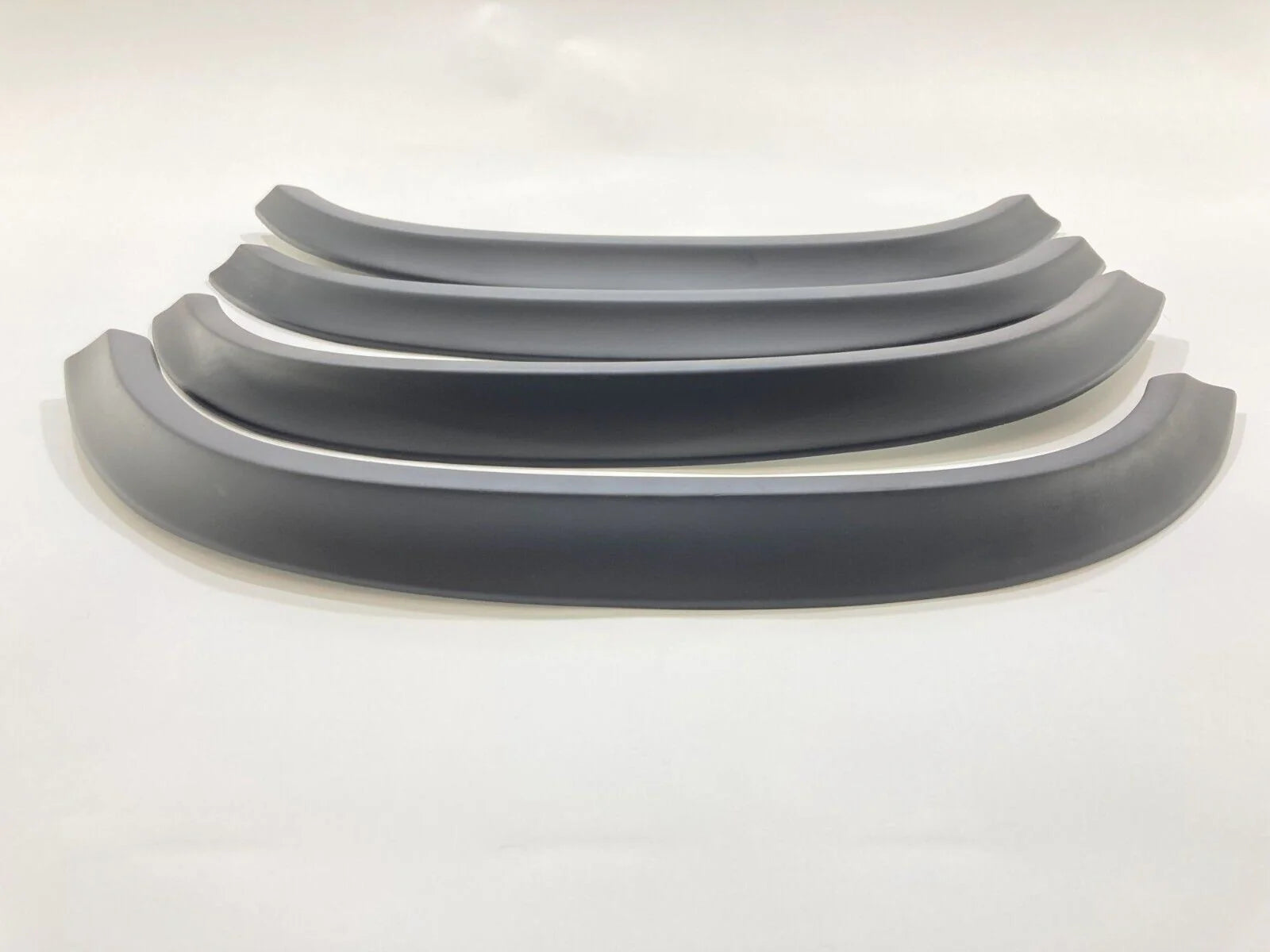 W201 16V FENDER FLARES SET