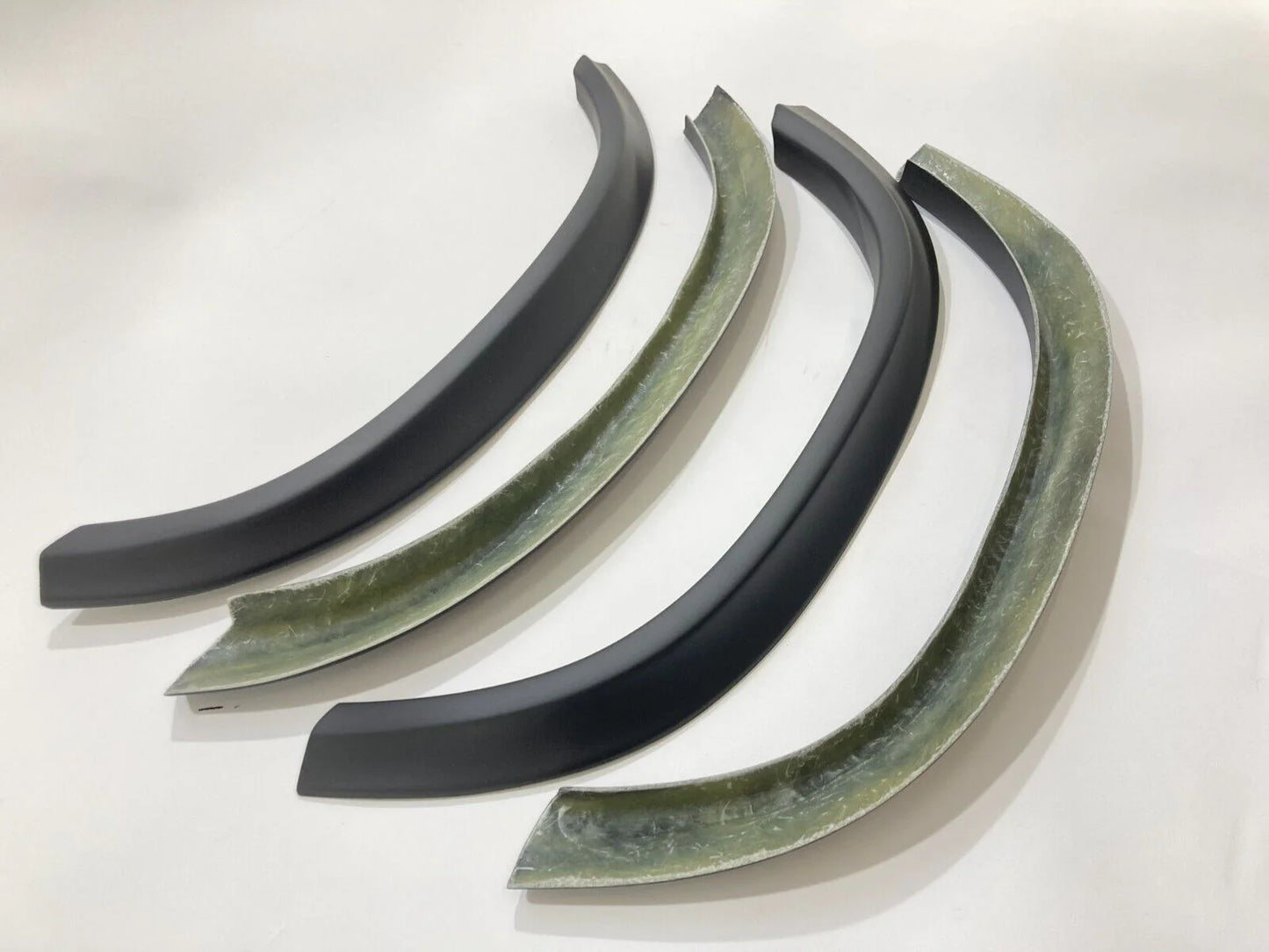 W201 16V FENDER FLARES SET