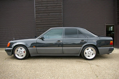 W124 E500 WIDE BODYKIT